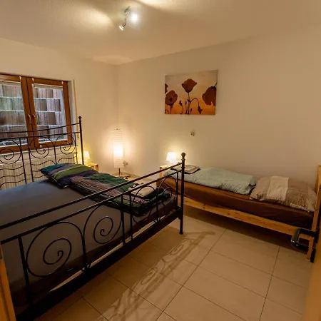 105 M2 Arbeiterwohnung Mit 2 Extra Schlafzimmern Fuer 7 Personen