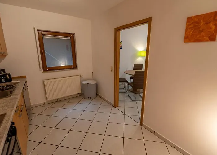 105 M2 Arbeiterwohnung Mit 2 Extra Schlafzimmern Fuer 7 Personen Apartamento Wörrstadt