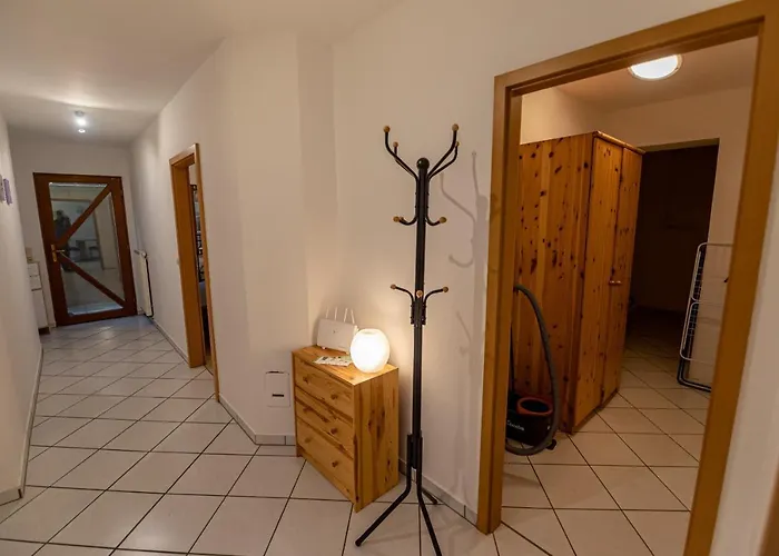 105 M2 Arbeiterwohnung Mit 2 Extra Schlafzimmern Fuer 7 Personen *